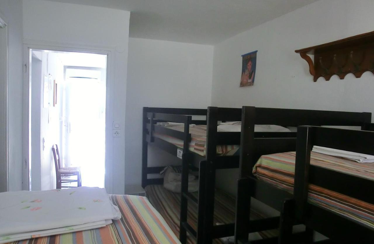 Santorini Camping & Hostel 费拉 外观 照片