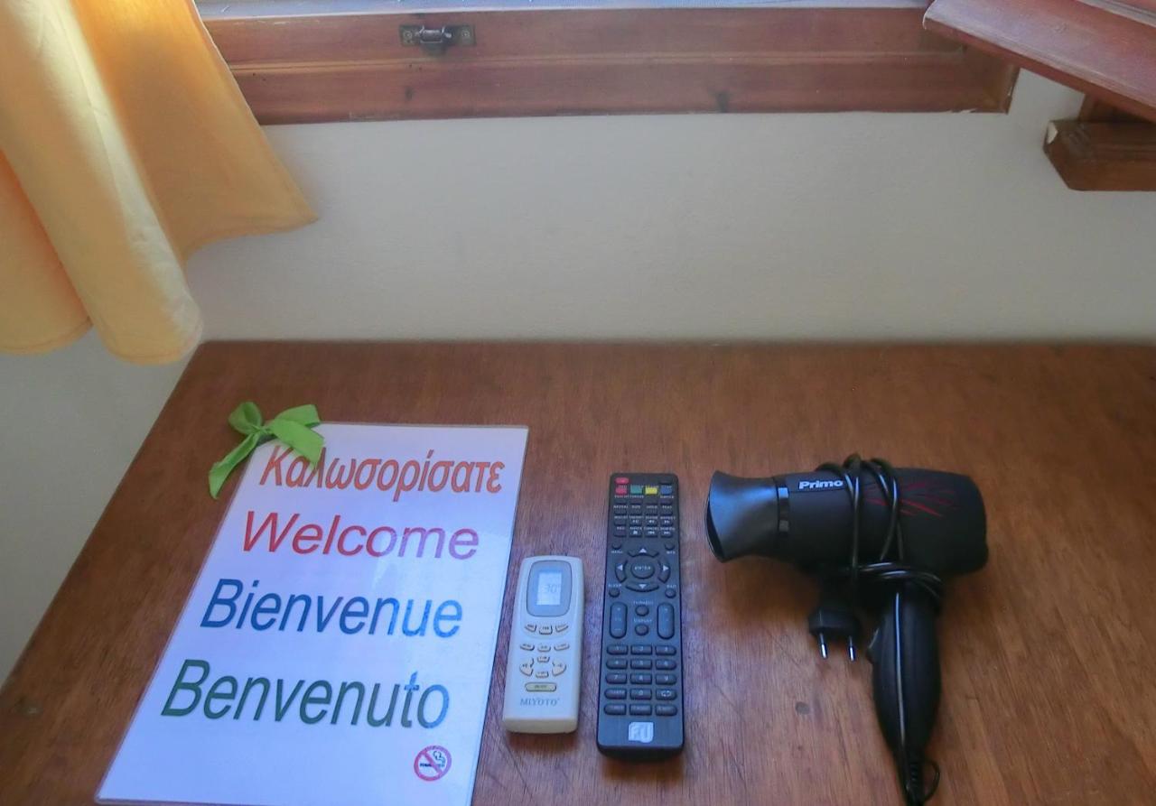 Santorini Camping & Hostel 费拉 外观 照片
