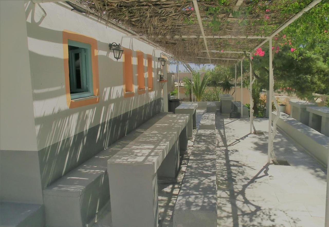Santorini Camping & Hostel 费拉 外观 照片